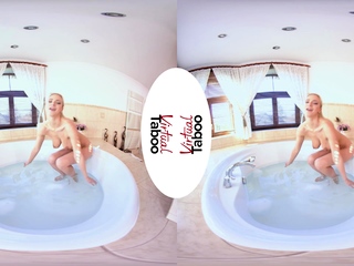 Bathtime With MILF Natalie