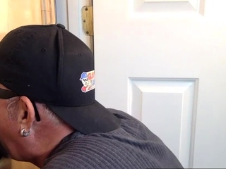 Gloryhole lover sucking earlier than driving