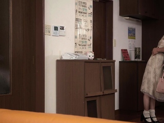 Amateur milf performing a blowjob ending in a facial