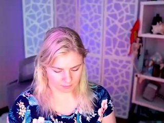 Blonde Teen Solo Masturbation