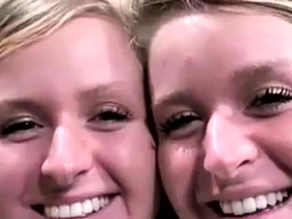 Amateur milf outdoors blowjob and fucking