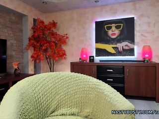 Amateur Webcam Babes Going Solo