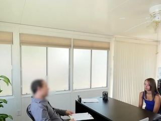 Extraordinary babe deepthroats and rides