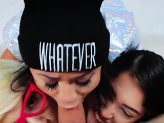 Beautiful teen large boobs xxx Cam Girls