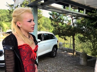 HUNT4K. Cuckolds and unicorns