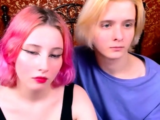 Amateur blonde teen solo dildo