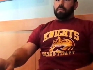 Bearded Bro Public Jerk Off in A Coffee Shop