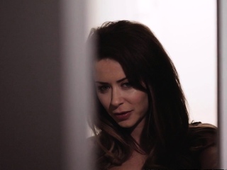 Brown lesbian honey masturbating and fingering babe