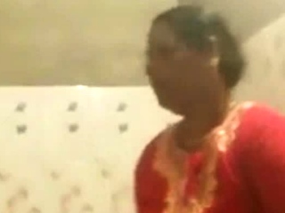 Desi Aunt spied on washing her chubby physique