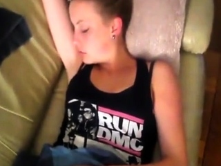 Amateur blonde teen solo dildo