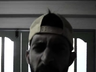 Dazzling oriental brunette lady gets her lovebox checked up