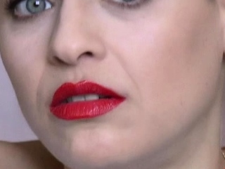 Extraordinary chick does her very best to get cum in mouth