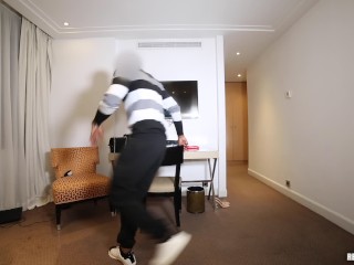 Je baise intensément une Beurette Zarah Staar, la soeur de ma meilleure amie !!