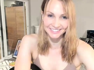 Beautiful Blonde With Tight Pussy Masturbate Solo