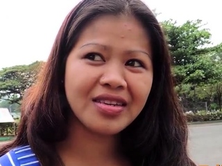 Beautiful teen brunette bimbo Olivia enjoying oral