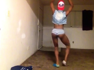 Attractive ASSED TWERK