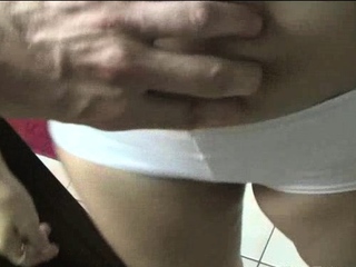 amateur stiefelschweine fingering herself on reside webcam