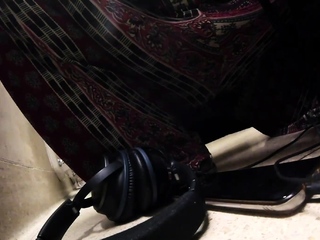 Amateur teen loves toys in her ass