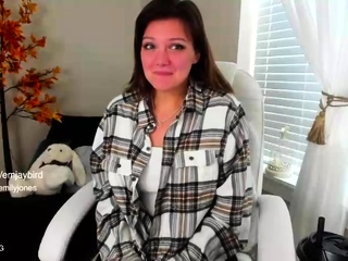 Brunette Solo Webcam Masturbation