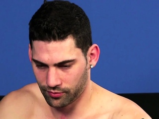 CFNM brits suck on dudes dick