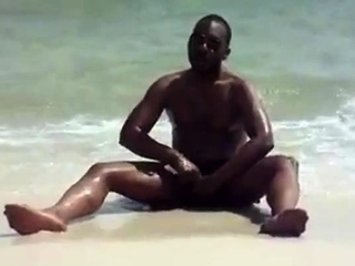 jerking off at the beach
