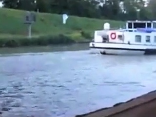 Kurzer Fick am Wasser