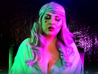 Attractive hottie Anetta Keys enjoys a solo toy masturbation