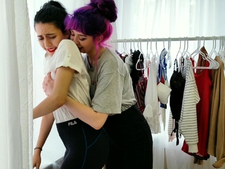 Two attractive brunette lesbians licking each and every other people pussies