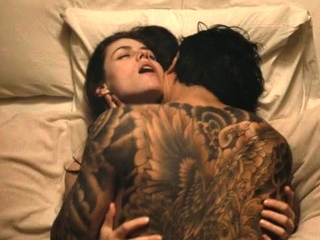 Alexandra Daddario major tits and ass in sex scenes