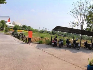 Massive ass Thai girlfriend sucks and rides