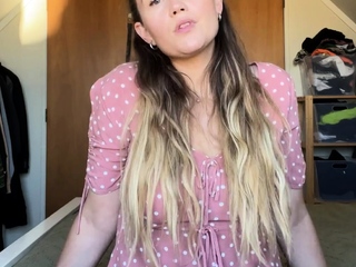 Large boob brunette masturbates on webcam