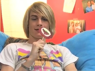 Emo gay porn xxx fuck vid clip 1st time Aidan and