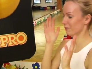 Hot lesbian feet fetish Cindy and Amber pulverizing each and every oth