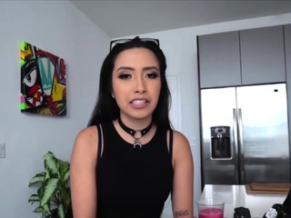 Sloppy cock milking and difficult pounding of Paulina