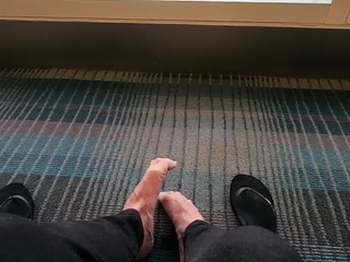 Amateur Foot Fetish Girlfriend Sucks and gives a Footjob