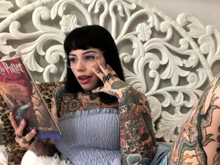 Cute amateur webcam teen girl toying pussy on webcam