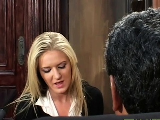 Ramrod hammers hawt floosy daryn’s pie