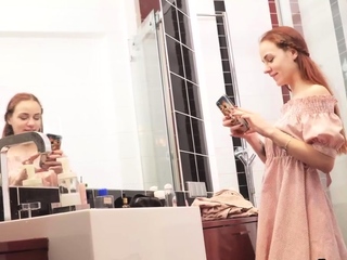 Super Tight Pussy Teen Fucked In Art Studio