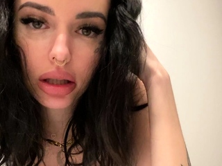 Amateur young brunette enjoys dildo on solo masturbation