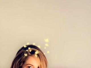 Big boob brunette masturbates on webcam