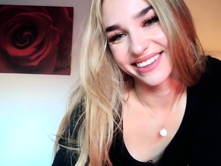 Blonde Teen Solo Masturbation