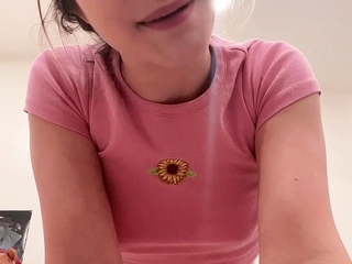 Brunette Solo Webcam Masturbation