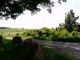 Rauchernutte melkt Schwanz am Ortseingang!