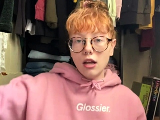 Sexy ass and redhead teen babe