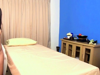 Sexy Thai dancer fucked by her foreign masseur