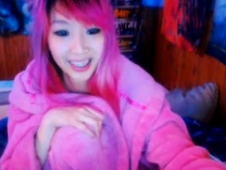 Webcam Asian chick anal masturbation tease