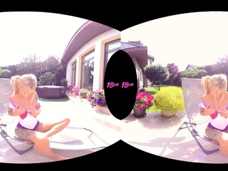 Amateur Outdoor Brunette Masturbates