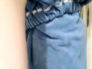 Amateur young teen solo masturbation on her livingroom