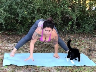 Beautiful Brunette Big Boobs Rides Fake Cock