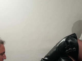 Cfnm femdom fetish hottie